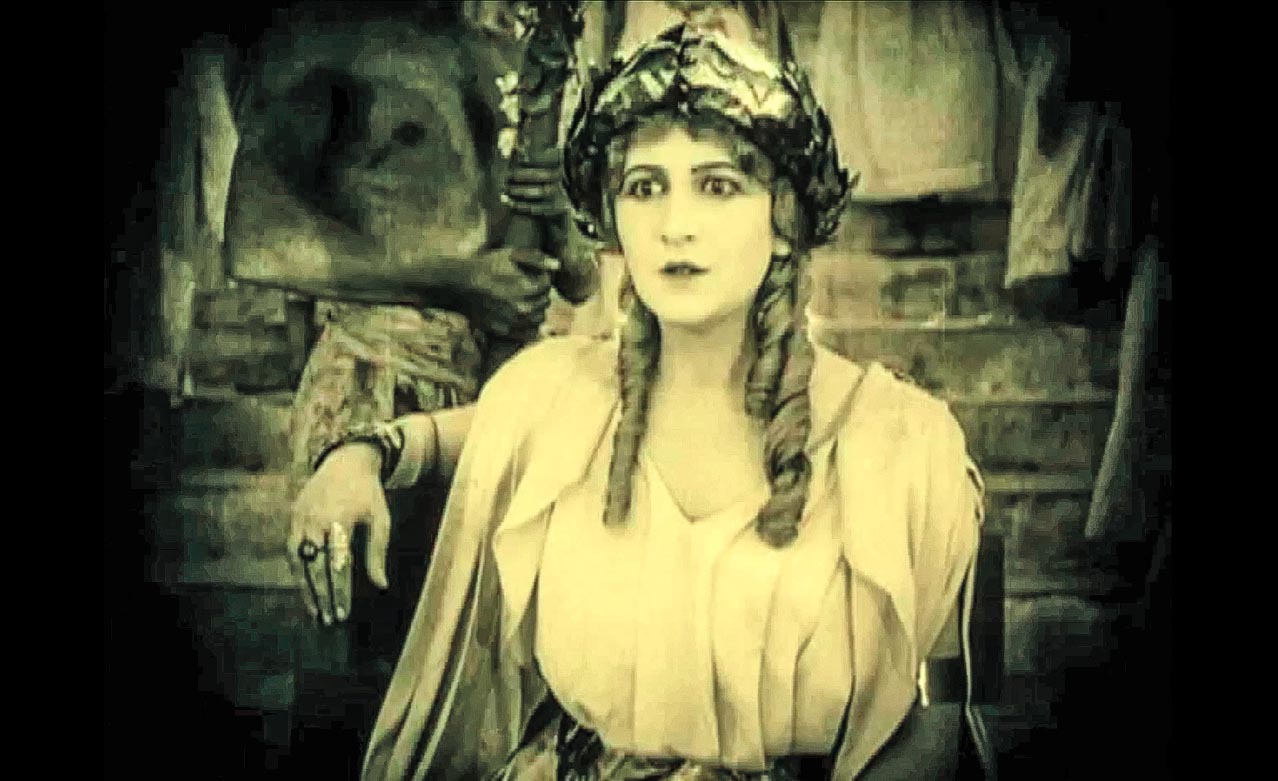 Filmstill "Starring Helen of Troy", © Miriam Gossing und Stefani Glauber